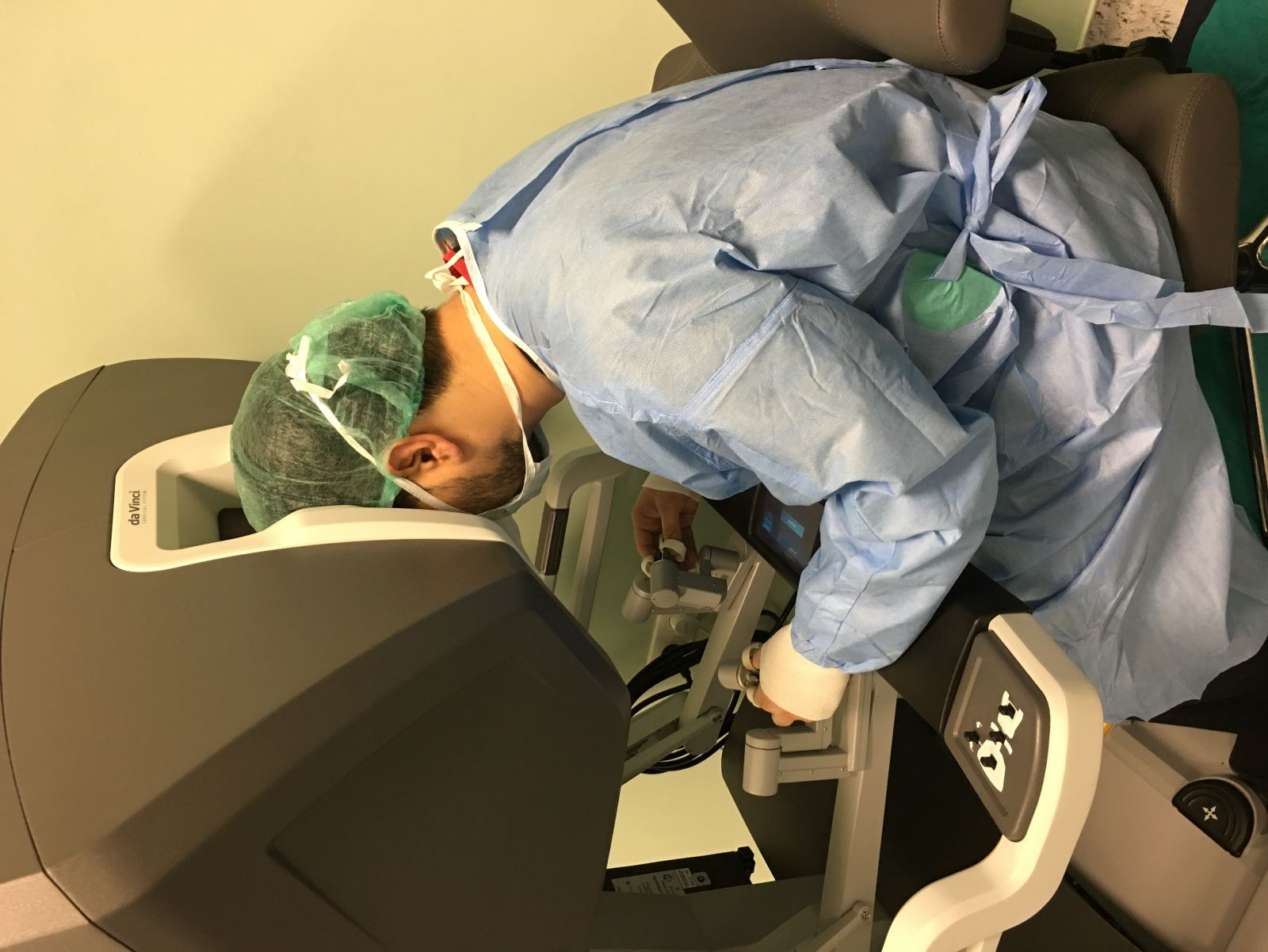 Uzm.Dr.Bahri Gök, Robotik Üroloji Eğitimi, 2016-2018